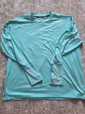 Nike Long-Sleeve Performance Tee in Aqua/Turquoise